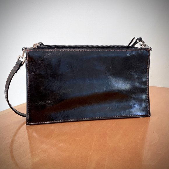 XOXO Small Black Vegan Leather Handbag with Strap - Picture 3 of 12